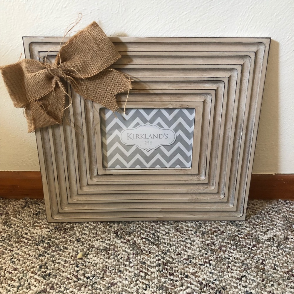 Kirkland’s 5x7 Farmhouse Style Frame